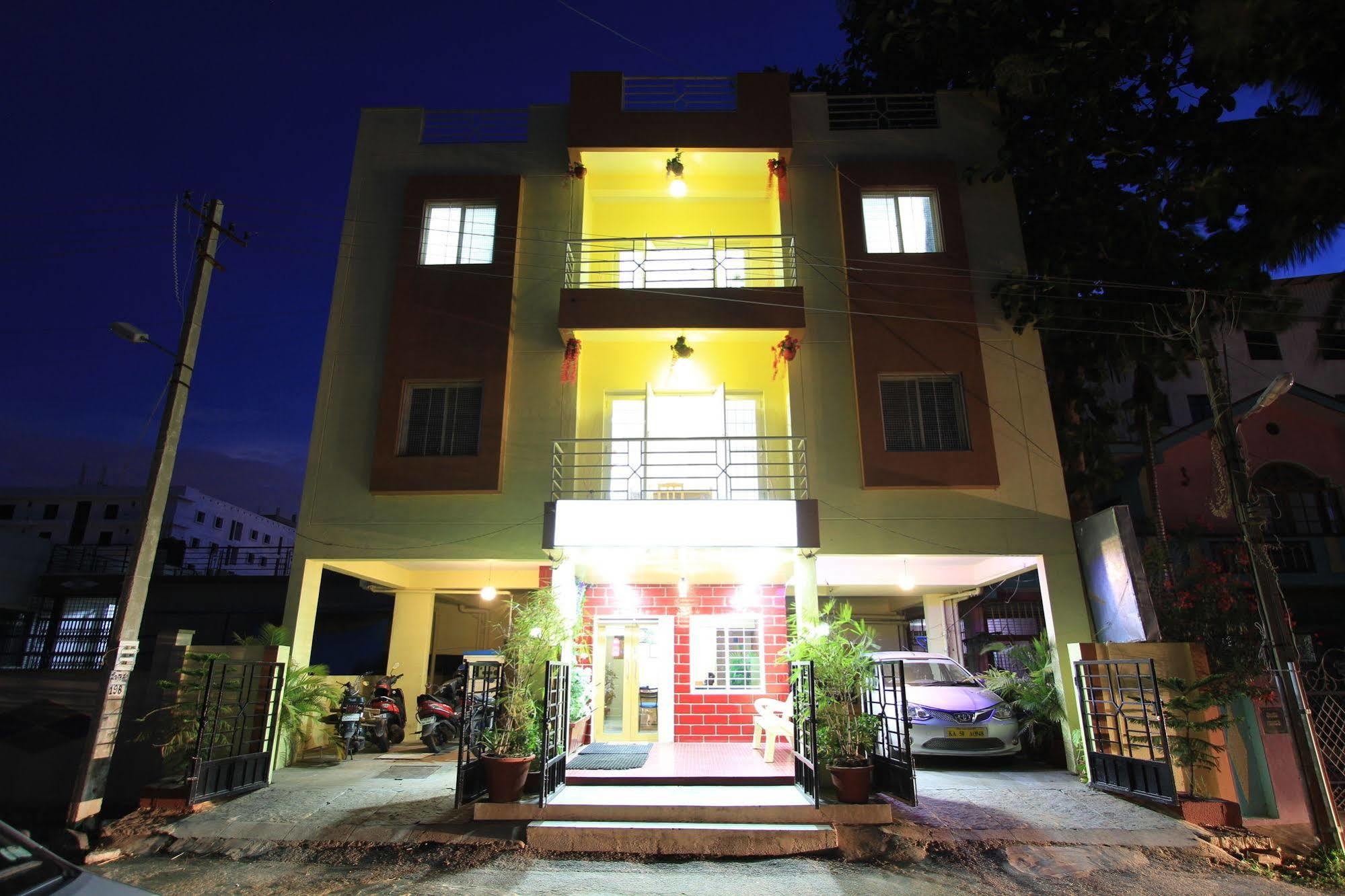อาร์ราสวีทส์ Aparthotel บังกาลอร์ ภายนอก รูปภาพ