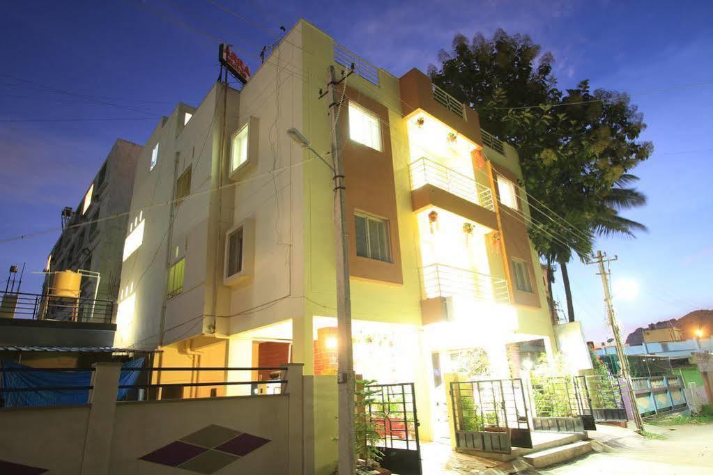 อาร์ราสวีทส์ Aparthotel บังกาลอร์ ภายนอก รูปภาพ